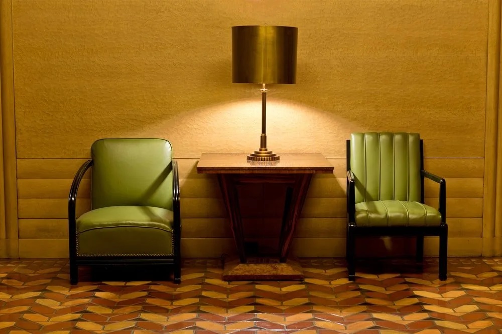 سبک رترو‌ در‌مقابل آرت دکو   Art Deco .VS Retro